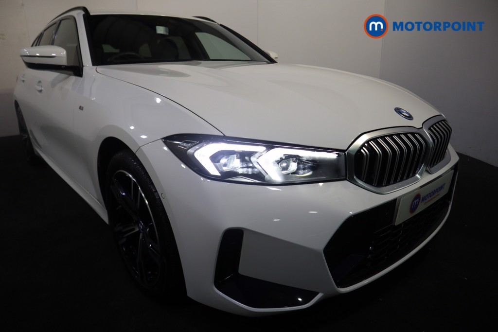 BMW 3 Series M Sport Automatic Petrol Plug-In Hybrid Estate - Stock Number (1600126) - 39th supplementary image