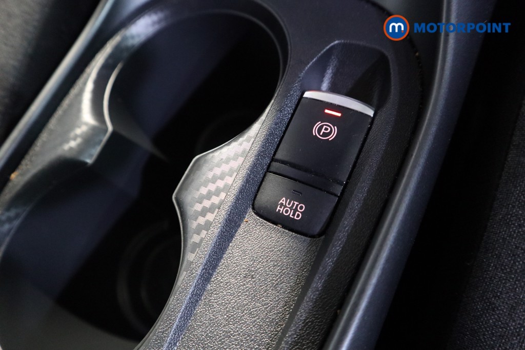 Nissan Juke N-Connecta Automatic Petrol SUV - Stock Number (1600264) - 10th supplementary image