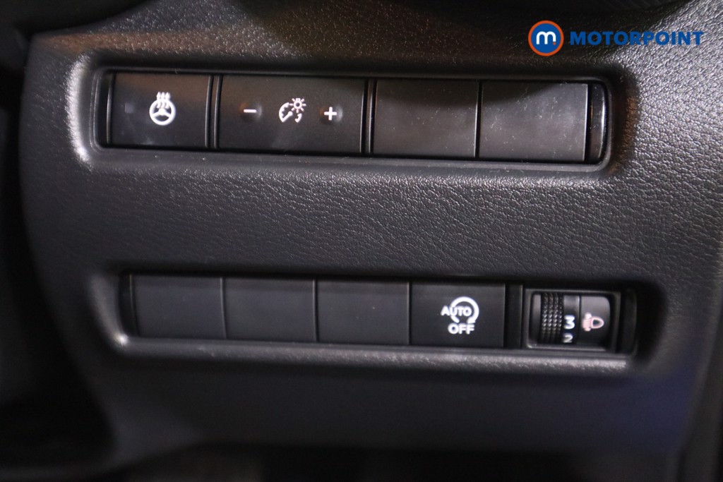 Nissan Juke N-Connecta Automatic Petrol SUV - Stock Number (1600264) - 13th supplementary image