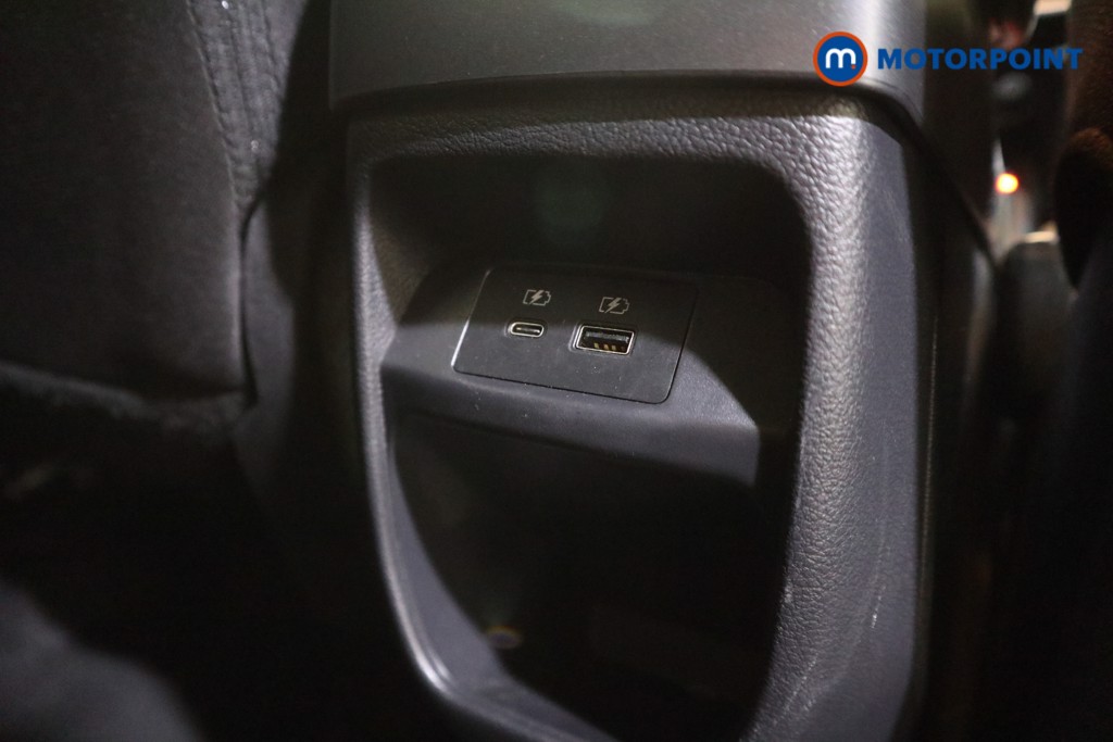 Nissan Juke N-Connecta Automatic Petrol SUV - Stock Number (1600264) - 18th supplementary image