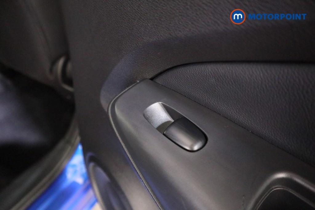 Nissan Juke N-Connecta Automatic Petrol SUV - Stock Number (1600264) - 19th supplementary image