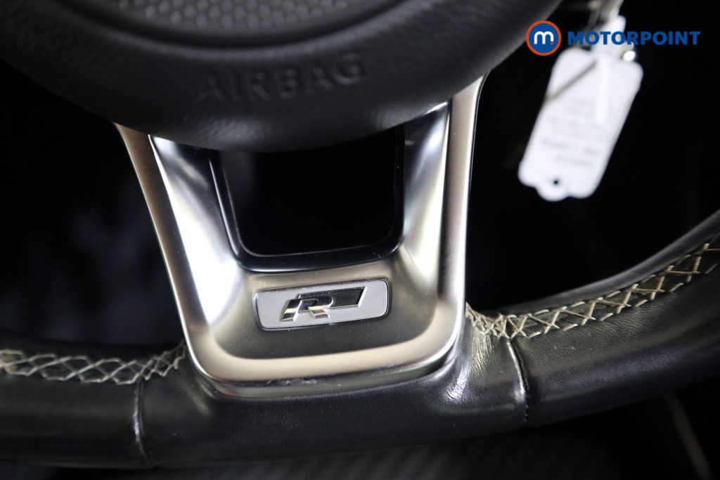Volkswagen Golf R-Line Automatic Diesel Hatchback - Stock Number (1600378) - 5th supplementary image