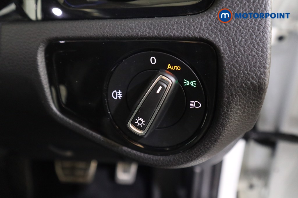 Volkswagen Golf R-Line Automatic Diesel Hatchback - Stock Number (1600378) - 10th supplementary image