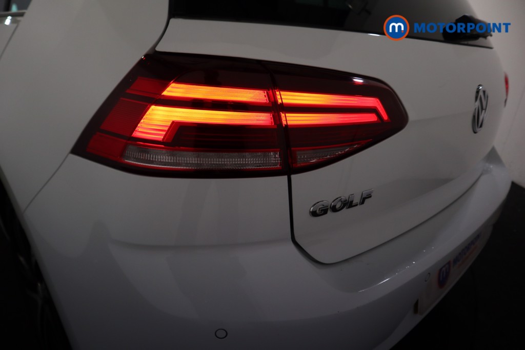 Volkswagen Golf R-Line Automatic Diesel Hatchback - Stock Number (1600378) - 24th supplementary image