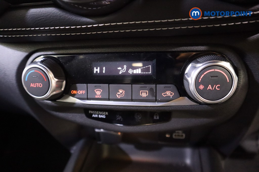 Nissan Juke N-Connecta Automatic Petrol SUV - Stock Number (1600667) - 6th supplementary image