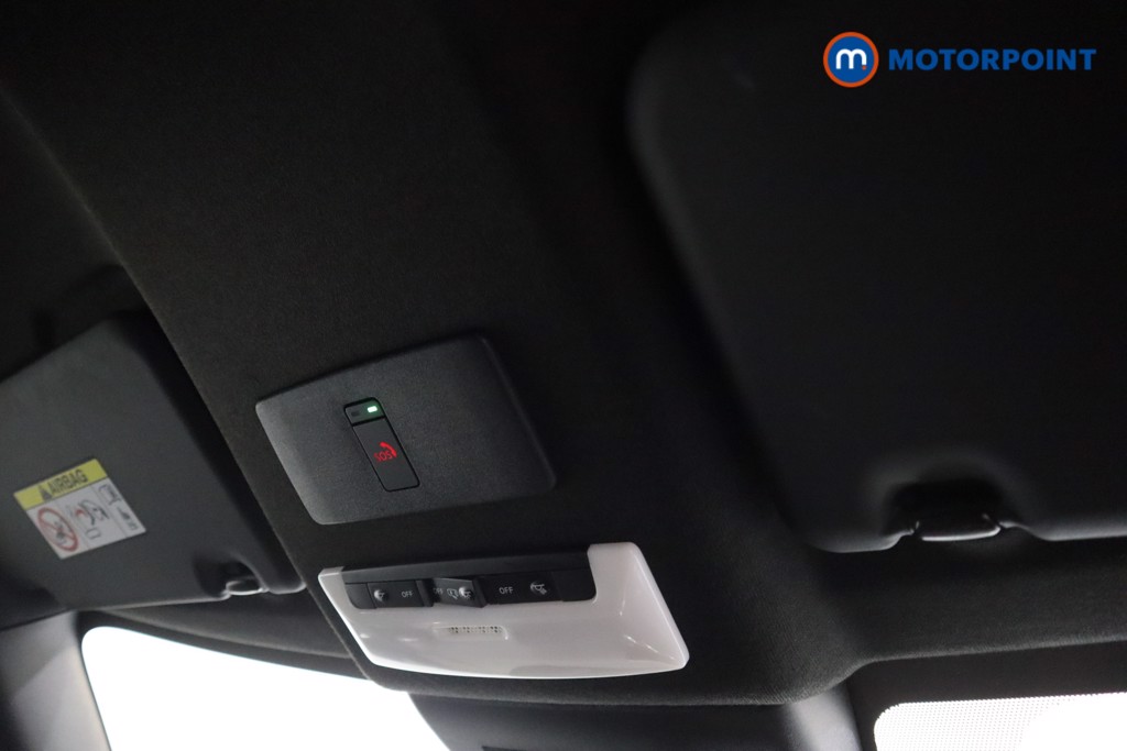 Nissan Juke N-Connecta Automatic Petrol SUV - Stock Number (1600667) - 9th supplementary image