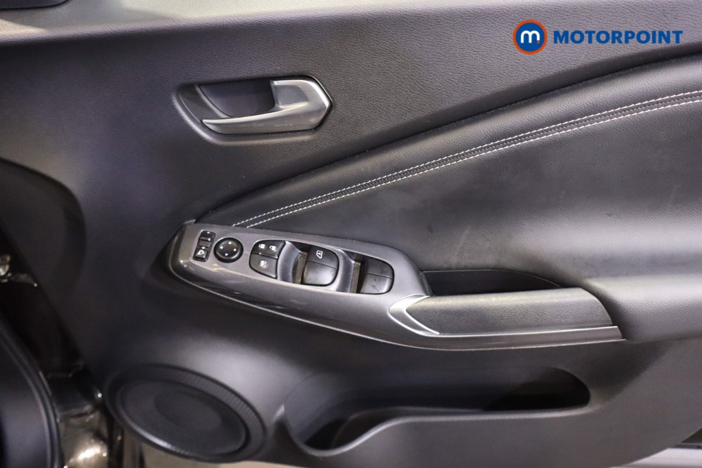 Nissan Juke N-Connecta Automatic Petrol SUV - Stock Number (1600667) - 10th supplementary image