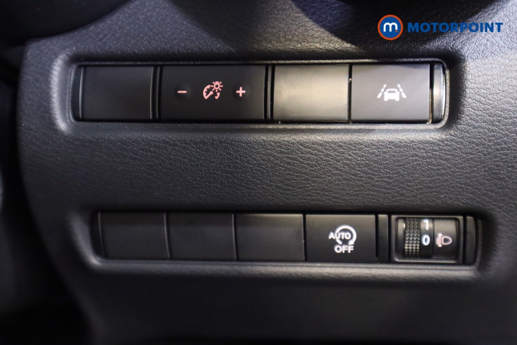 Nissan Juke N-Connecta Automatic Petrol SUV - Stock Number (1600667) - 13th supplementary image