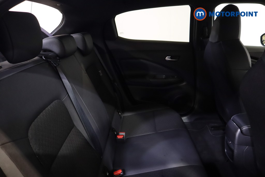 Nissan Juke N-Connecta Automatic Petrol SUV - Stock Number (1600667) - 19th supplementary image