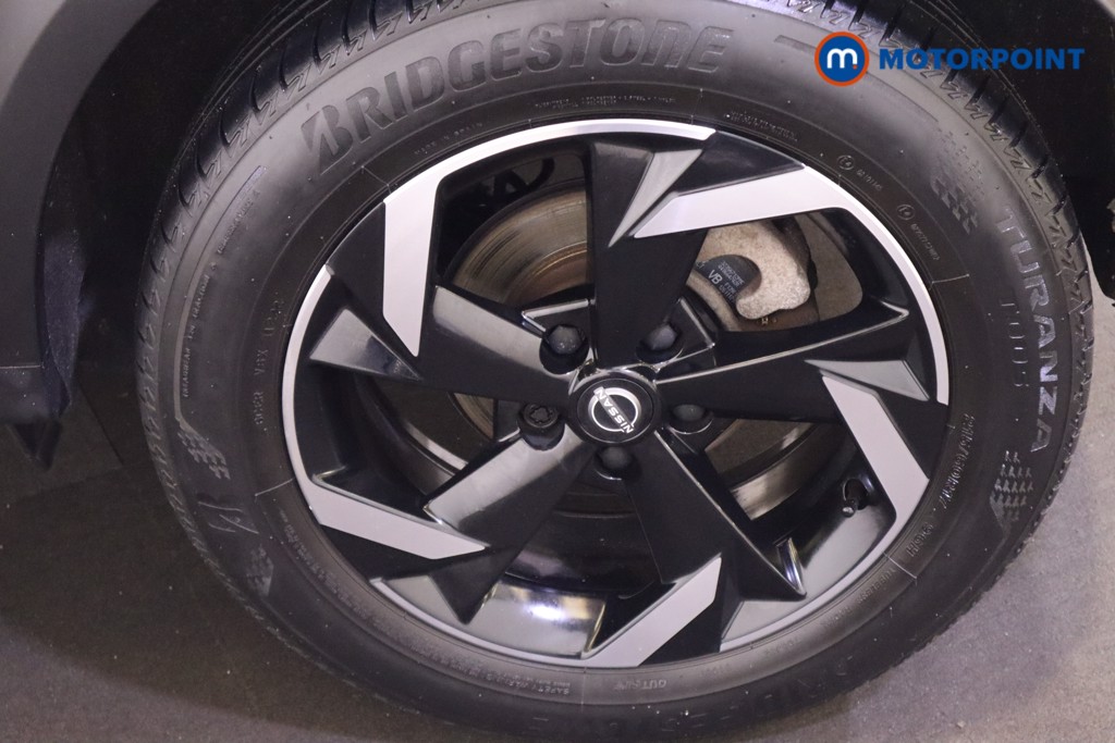 Nissan Juke N-Connecta Automatic Petrol SUV - Stock Number (1600667) - 24th supplementary image