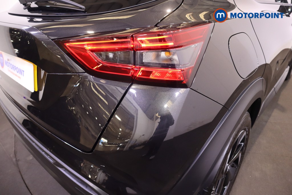 Nissan Juke N-Connecta Automatic Petrol SUV - Stock Number (1600667) - 27th supplementary image