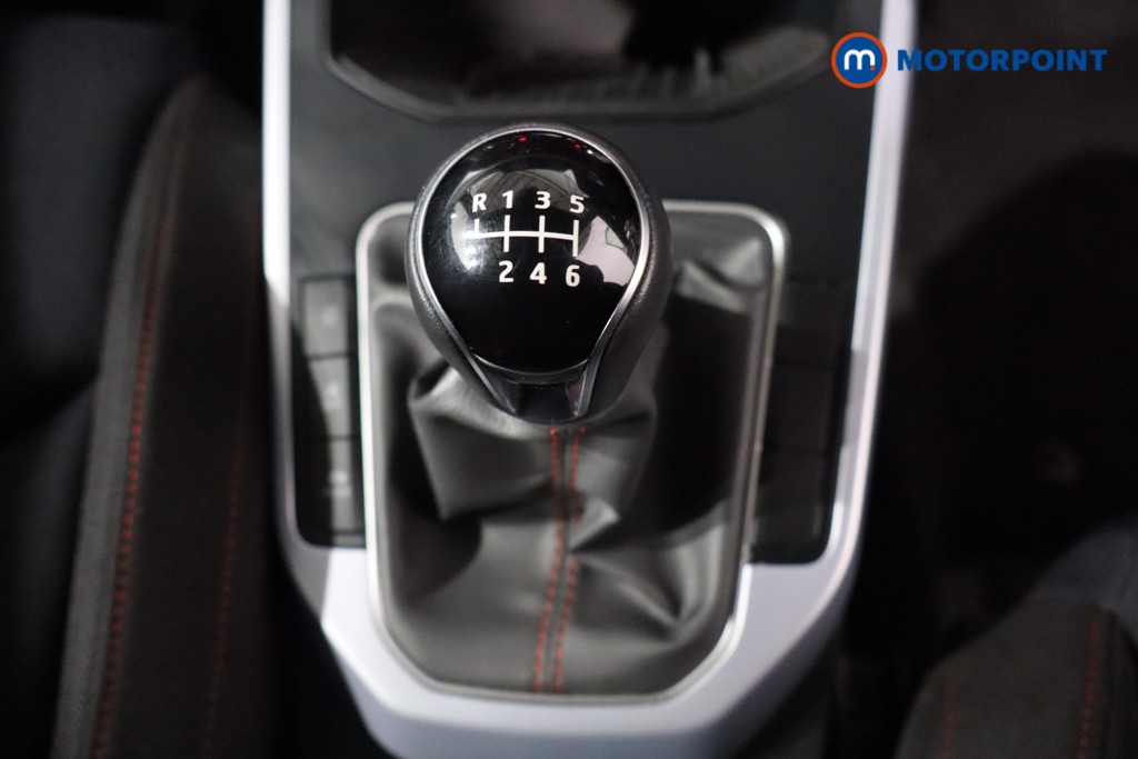 Seat Arona FR Manual Petrol SUV - Stock Number (1600751) - 17th supplementary image