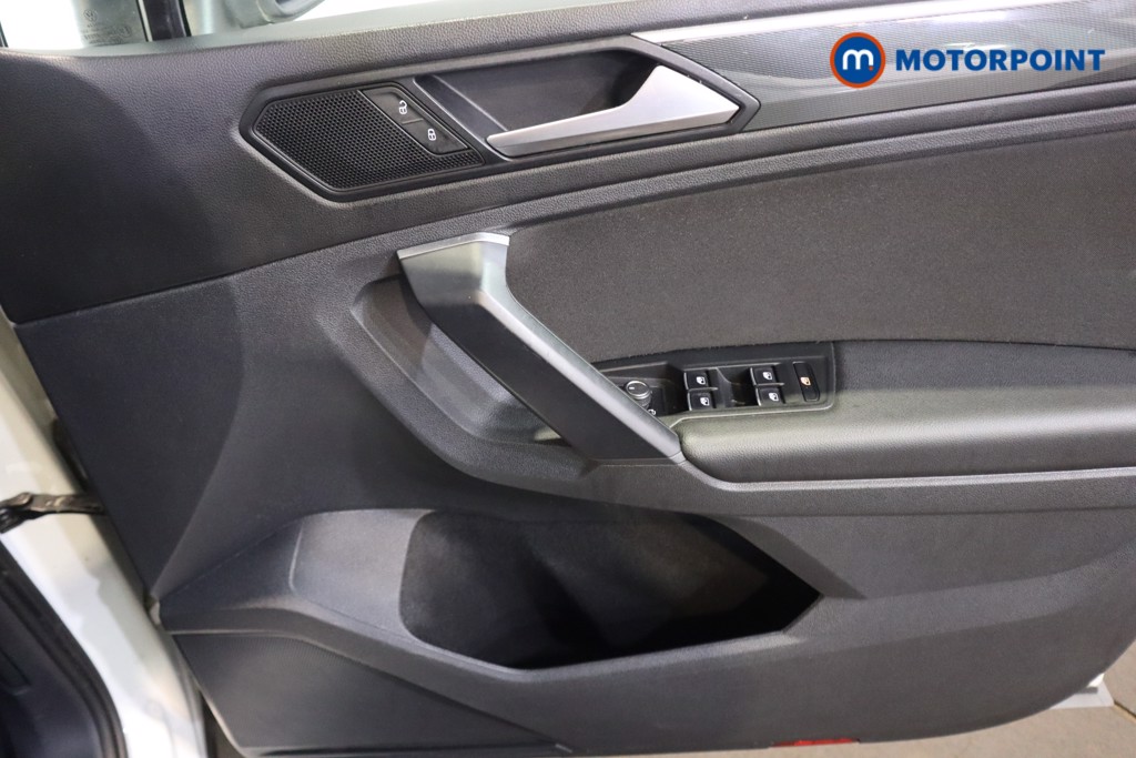 Volkswagen Tiguan SEL Manual Diesel SUV - Stock Number (1600805) - 9th supplementary image