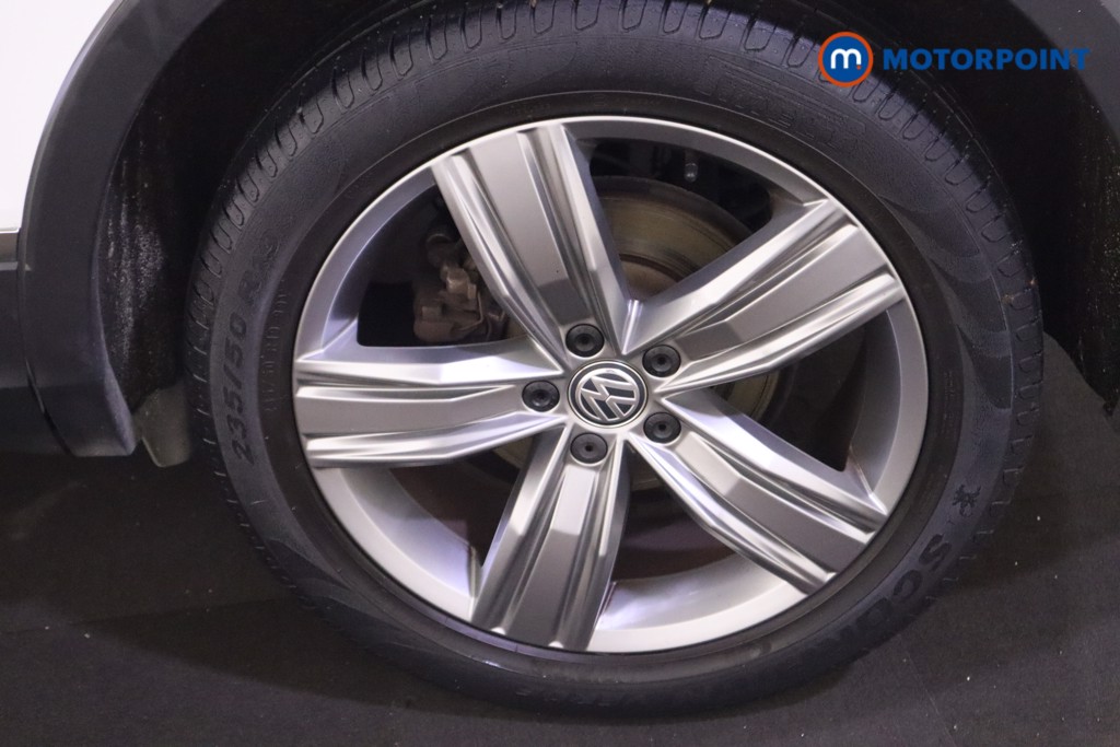 Volkswagen Tiguan SEL Manual Diesel SUV - Stock Number (1600805) - 22nd supplementary image
