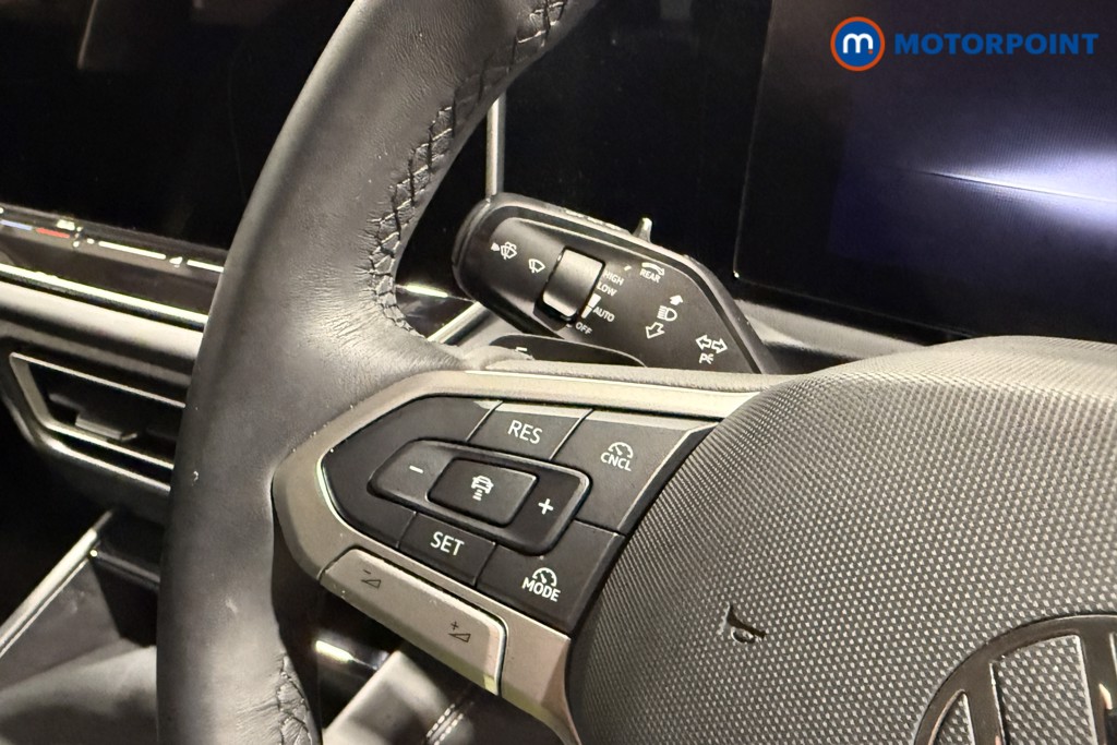 Volkswagen Tiguan Elegance Automatic Petrol SUV - Stock Number (1600909) - 4th supplementary image