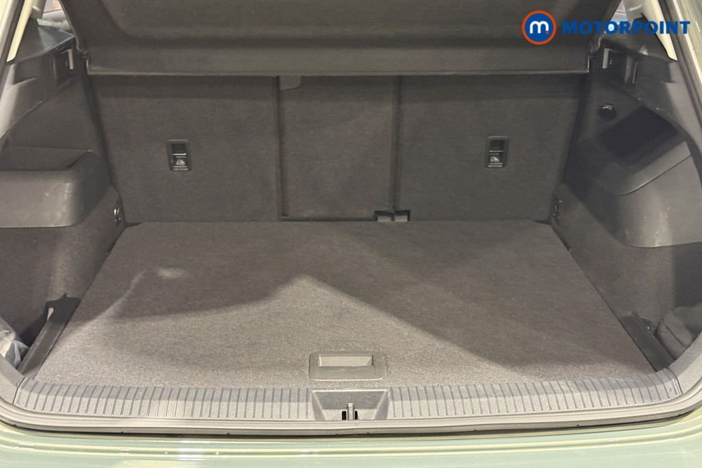 Volkswagen Tiguan Elegance Automatic Petrol SUV - Stock Number (1600909) - 25th supplementary image