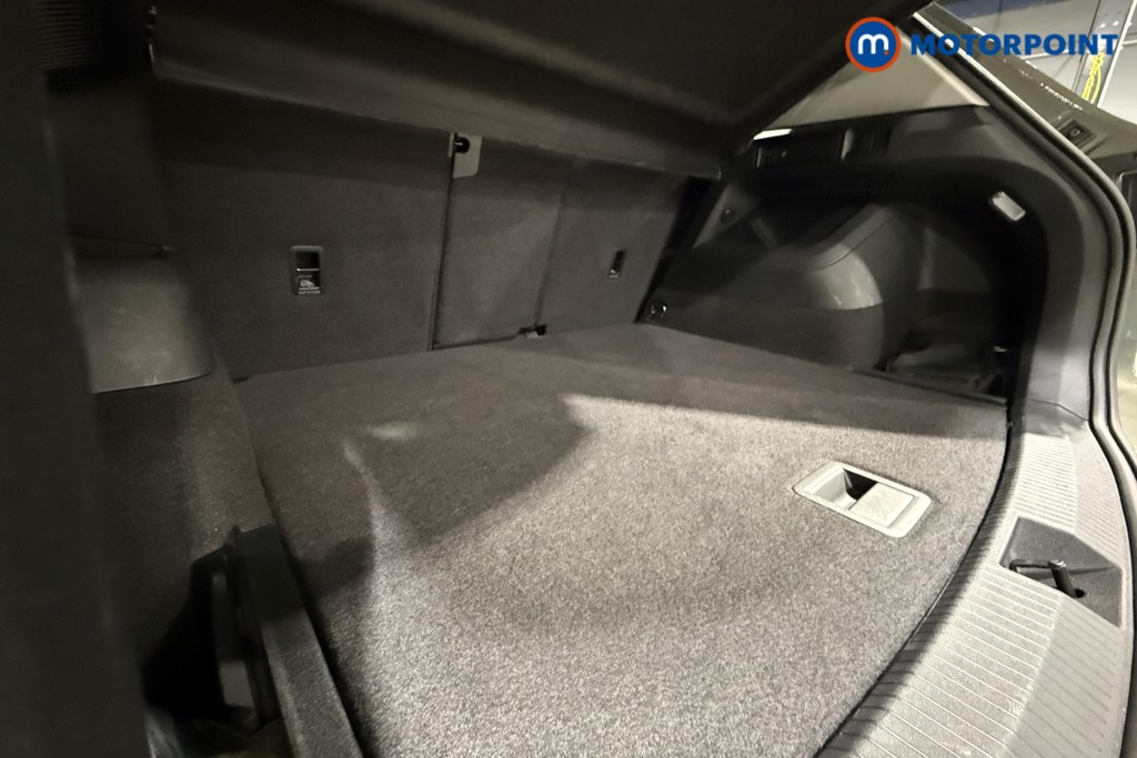 Volkswagen Tiguan Elegance Automatic Petrol SUV - Stock Number (1600909) - 26th supplementary image