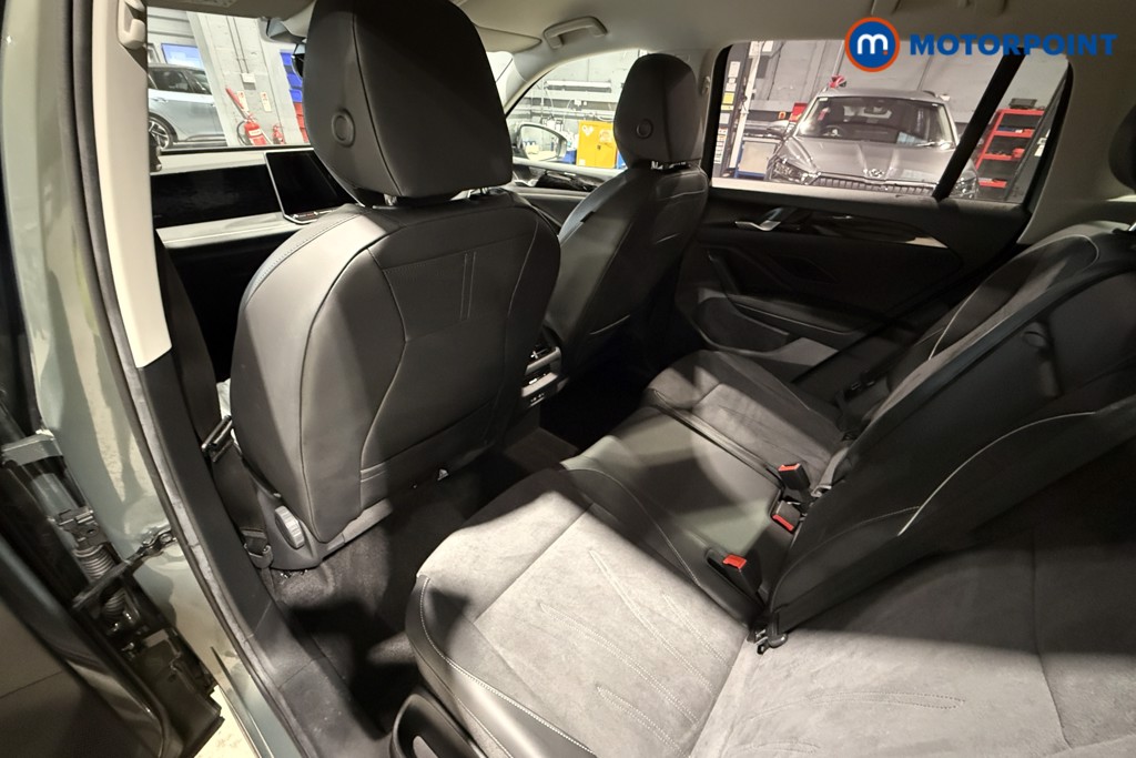 Volkswagen Tiguan Elegance Automatic Petrol SUV - Stock Number (1600909) - 30th supplementary image