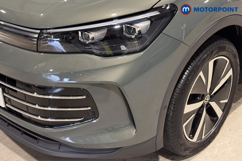 Volkswagen Tiguan Elegance Automatic Petrol SUV - Stock Number (1600909) - 32nd supplementary image