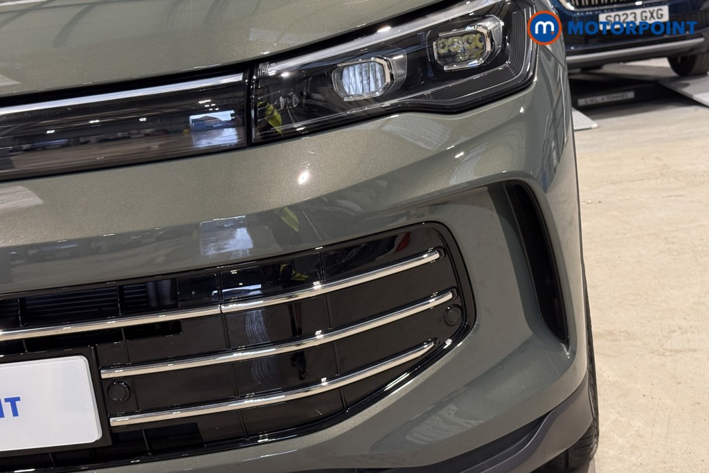 Volkswagen Tiguan Elegance Automatic Petrol SUV - Stock Number (1600909) - 41st supplementary image