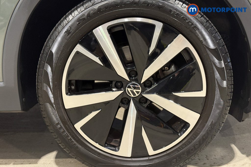 Volkswagen Tiguan Elegance Automatic Petrol SUV - Stock Number (1600909) - 45th supplementary image