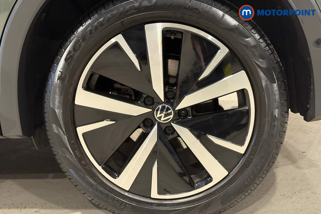 Volkswagen Tiguan Elegance Automatic Petrol SUV - Stock Number (1600909) - 47th supplementary image