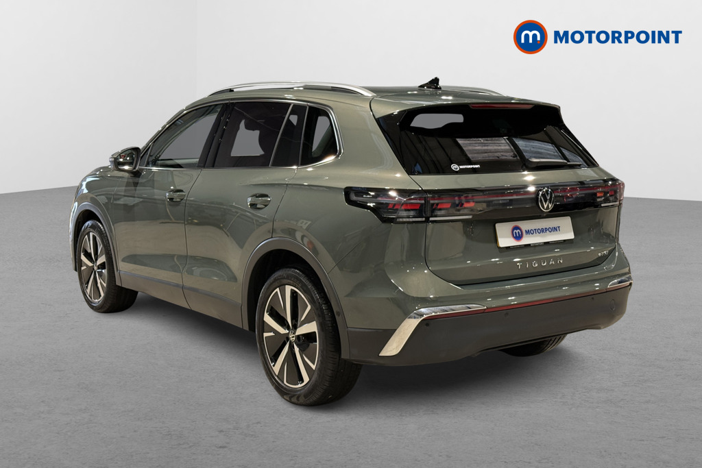 Volkswagen Tiguan Elegance Automatic Petrol SUV - Stock Number (1600909) - Passenger side rear corner
