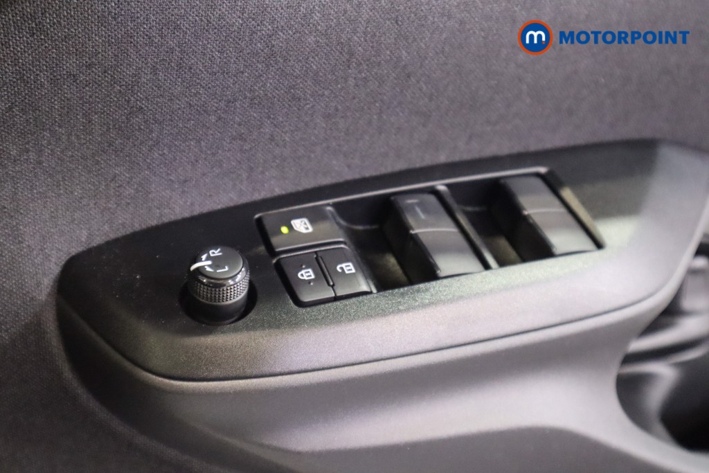 Toyota Yaris Icon Automatic Petrol-Electric Hybrid Hatchback - Stock Number (1600962) - 10th supplementary image