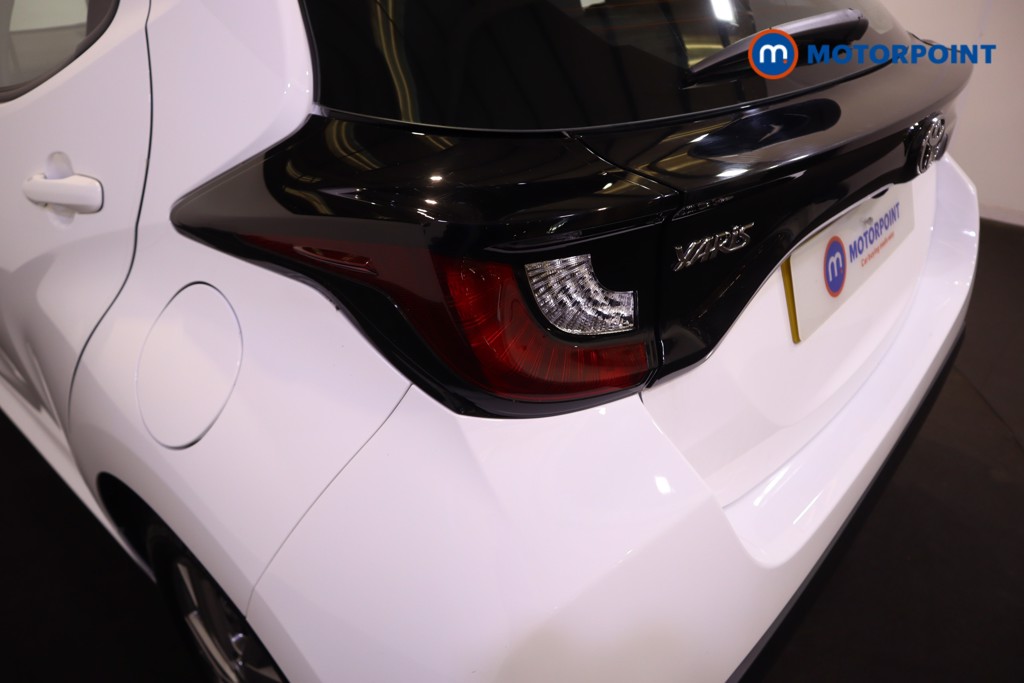 Toyota Yaris Icon Automatic Petrol-Electric Hybrid Hatchback - Stock Number (1600962) - 28th supplementary image