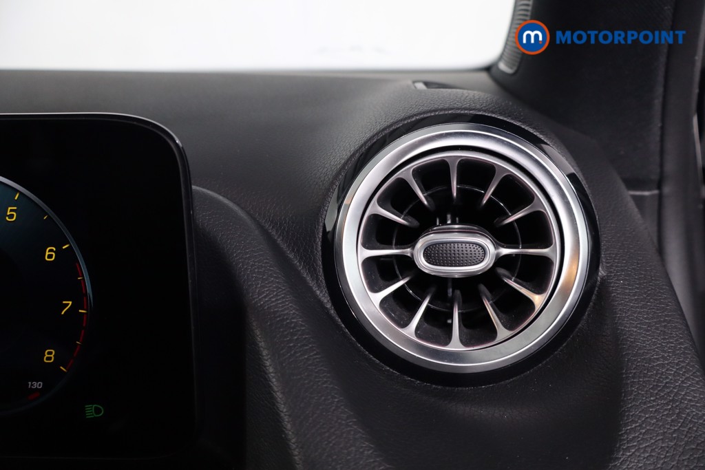 Mercedes-Benz GLA Amg Line Automatic Petrol SUV - Stock Number (1600970) - 19th supplementary image