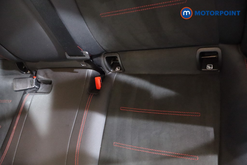 Mercedes-Benz GLA Amg Line Automatic Petrol SUV - Stock Number (1600970) - 26th supplementary image