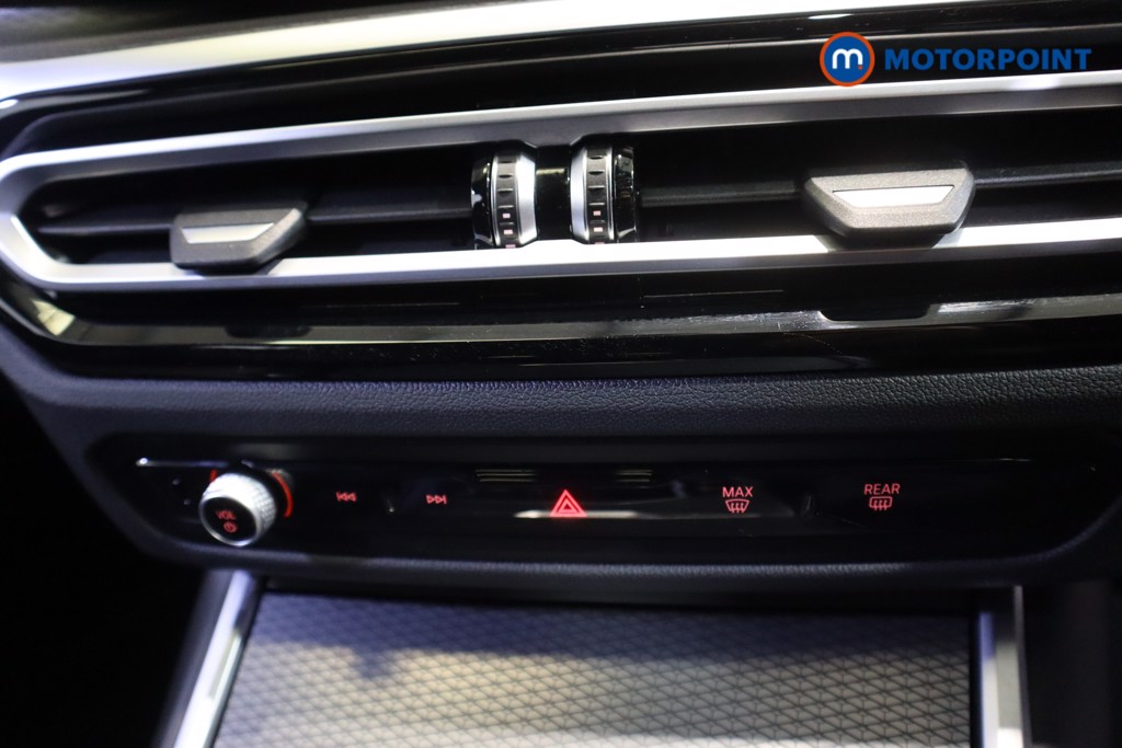 BMW 3 Series M Sport Automatic Petrol Plug-In Hybrid Estate - Stock Number (1600989) - 5th supplementary image