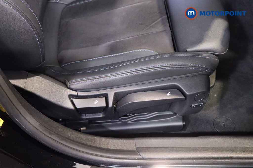 BMW 3 Series M Sport Automatic Petrol Plug-In Hybrid Estate - Stock Number (1600989) - 16th supplementary image