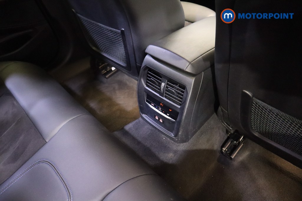BMW 3 Series M Sport Automatic Petrol Plug-In Hybrid Estate - Stock Number (1600989) - 19th supplementary image