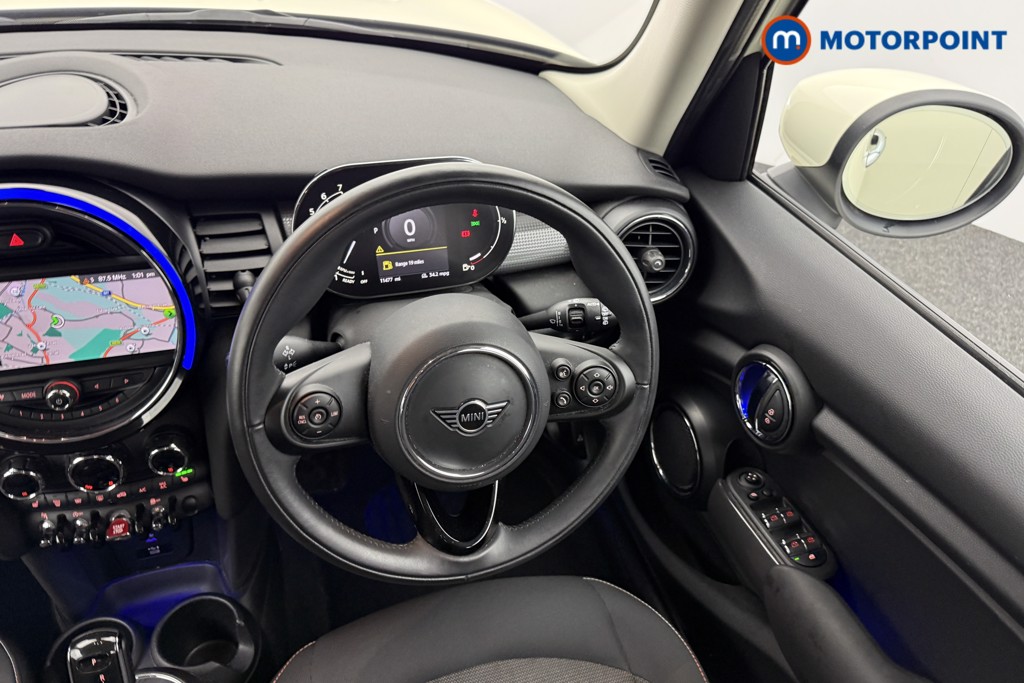 Mini Hatchback Cooper Classic Automatic Petrol Hatchback - Stock Number (1601033) - 4th supplementary image