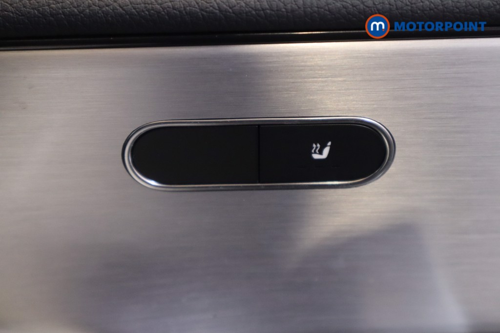 Mercedes-Benz CLA Amg Line Automatic Petrol Coupe - Stock Number (1601099) - 13th supplementary image