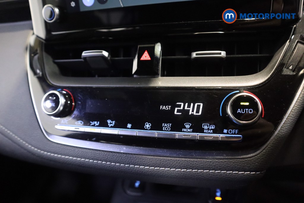 Toyota Corolla Icon Tech Automatic Petrol-Electric Hybrid Estate - Stock Number (1601100) - 5th supplementary image