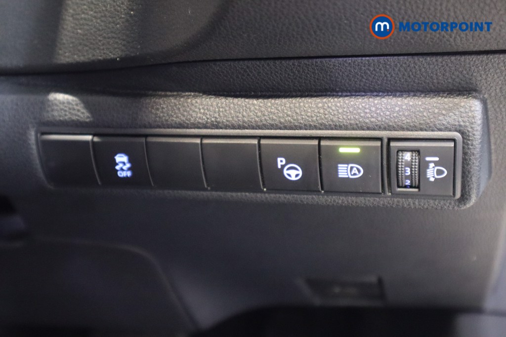 Toyota Corolla Icon Tech Automatic Petrol-Electric Hybrid Estate - Stock Number (1601100) - 12th supplementary image