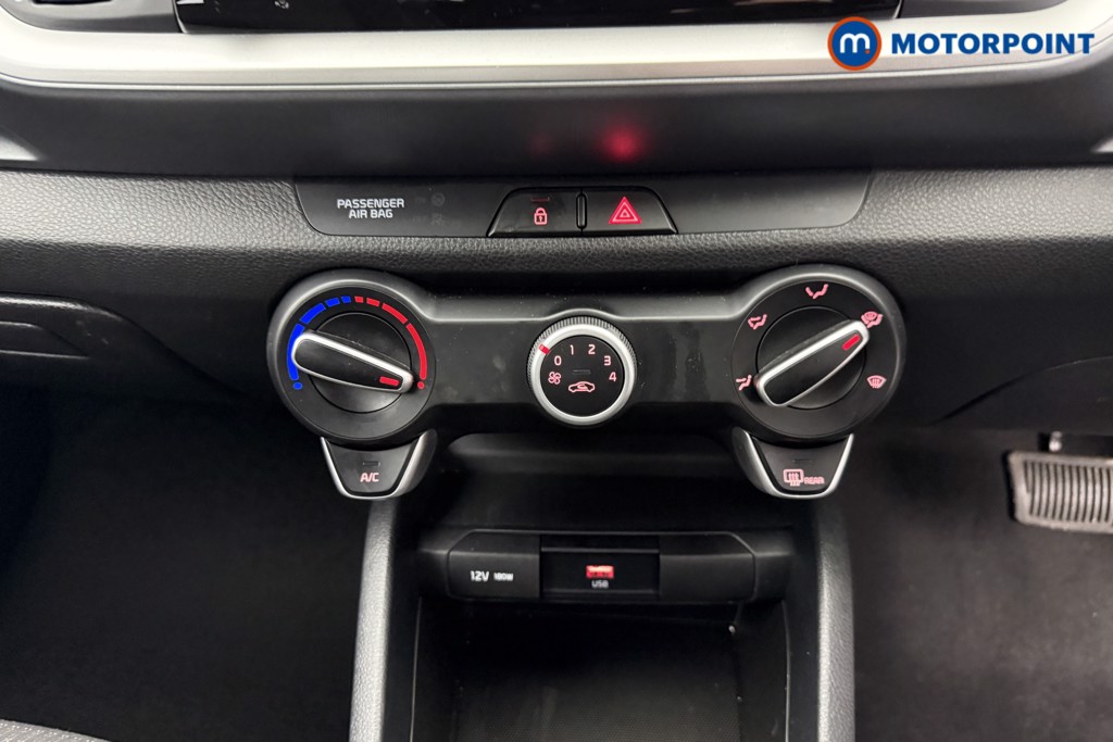 KIA Stonic 2 Automatic Petrol SUV - Stock Number (1601400) - 8th supplementary image