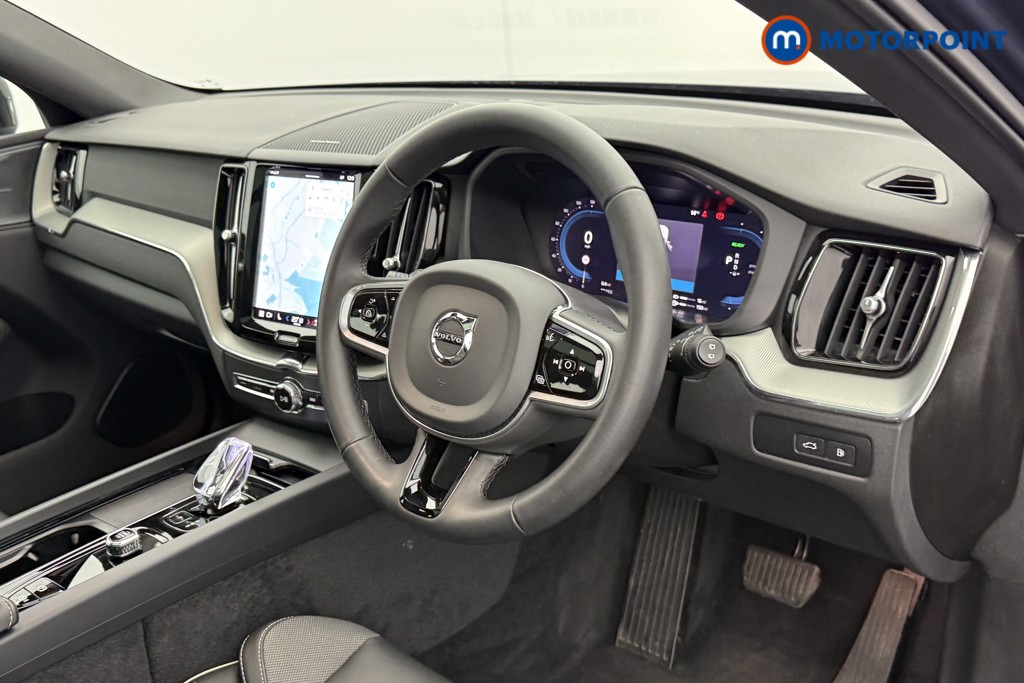 Volvo Xc60 Plus Automatic Petrol Plug-In Hybrid SUV - Stock Number (1601501) - 4th supplementary image