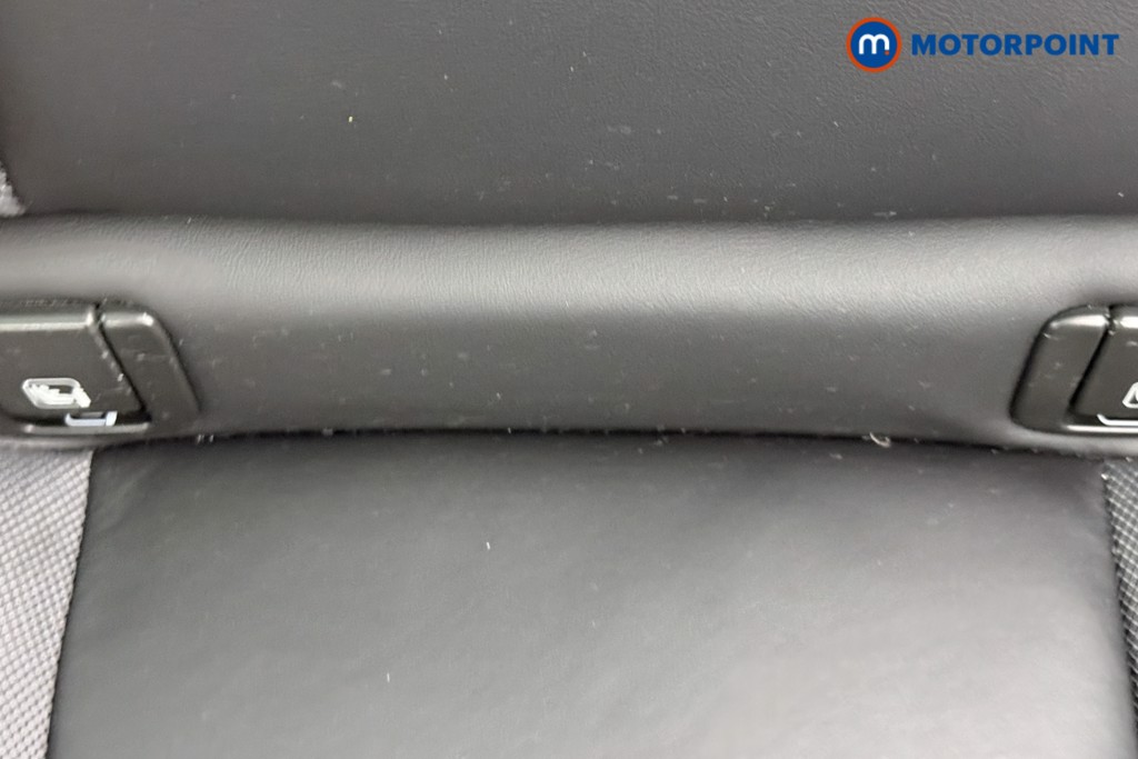 Volvo Xc60 Plus Automatic Petrol Plug-In Hybrid SUV - Stock Number (1601501) - 29th supplementary image