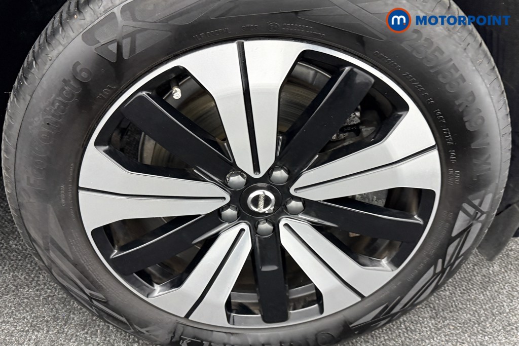 Volvo Xc60 Plus Automatic Petrol Plug-In Hybrid SUV - Stock Number (1601501) - 37th supplementary image