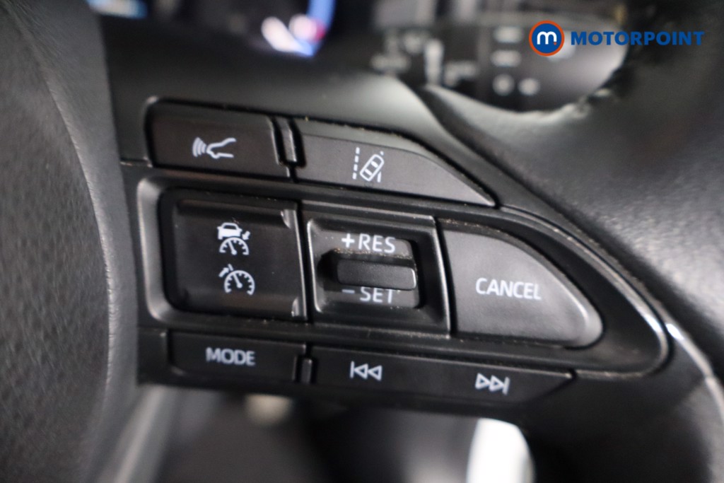 Toyota Yaris Cross Dynamic Automatic Petrol-Electric Hybrid Estate - Stock Number (1601744) - 8th supplementary image