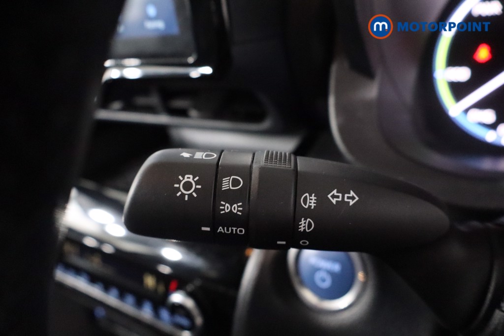 Toyota Yaris Cross Dynamic Automatic Petrol-Electric Hybrid Estate - Stock Number (1601744) - 16th supplementary image