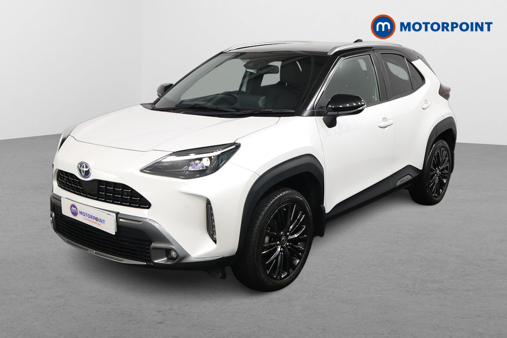 Toyota Yaris Cross Dynamic Automatic Petrol-Electric Hybrid Estate - Stock Number (1601744) - Passenger side front corner