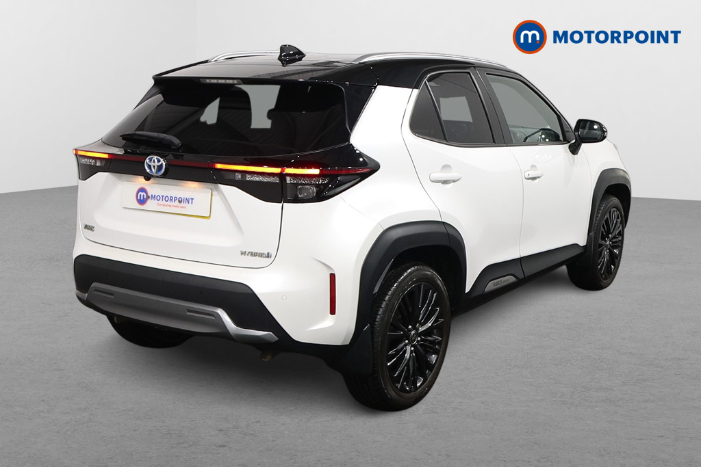 Toyota Yaris Cross Dynamic Automatic Petrol-Electric Hybrid Estate - Stock Number (1601744) - Drivers side rear corner