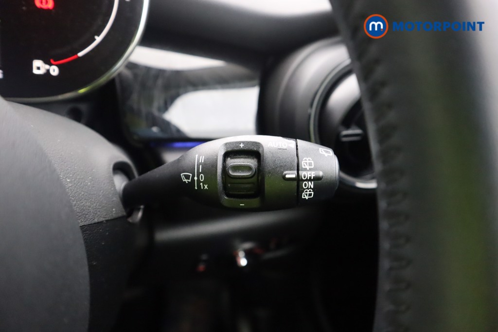 Mini Hatchback Cooper Classic Automatic Petrol Hatchback - Stock Number (1601986) - 5th supplementary image