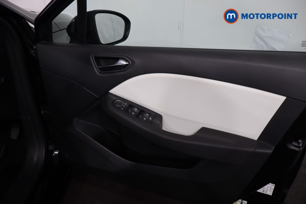 Renault Clio Techno Manual Petrol Hatchback - Stock Number (1602113) - 23rd supplementary image