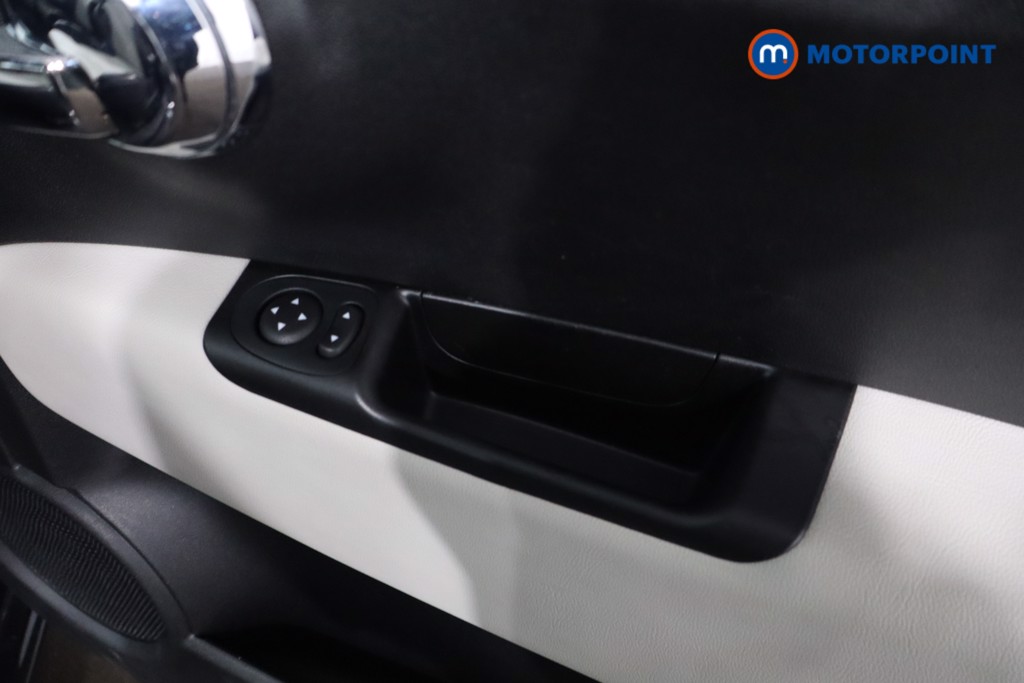 Fiat 500 Dolcevita Manual Petrol Hatchback - Stock Number (1568169) - 23rd supplementary image