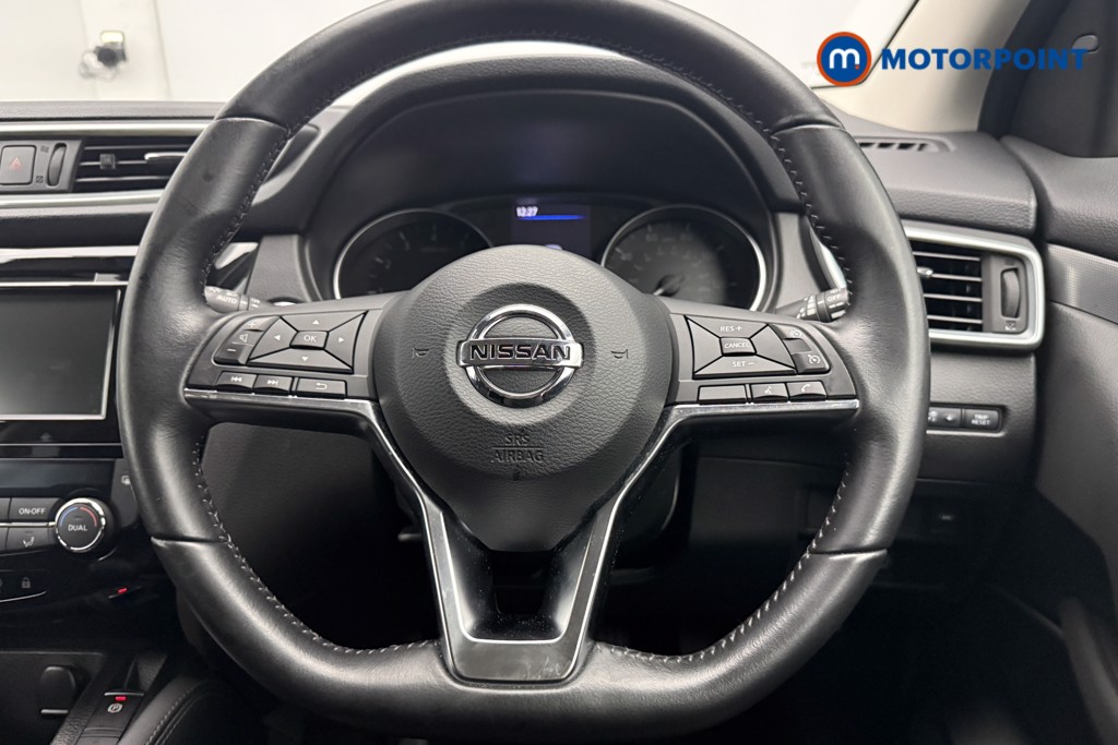 Nissan Qashqai N-Connecta Manual Petrol SUV - Stock Number (1580644) - 5th supplementary image